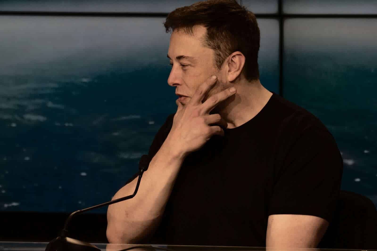 Elon Musk, X'in CEO'su