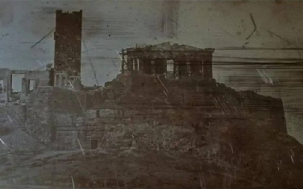 Akropolis'in en eski fotoğrafı