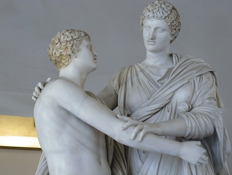 Orestes ve Electra heykelleri