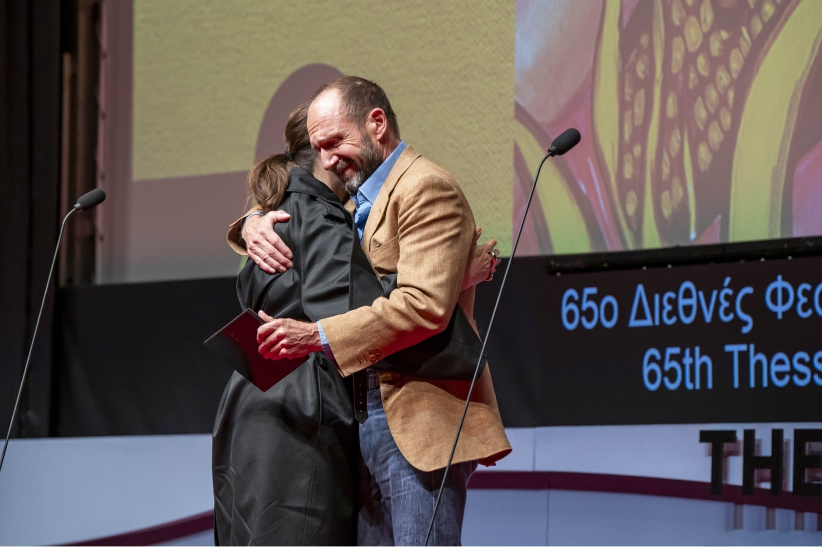 Ralph Fiennes ve Juliette Binoche fahri Altın İskender ödüllerini aldı.