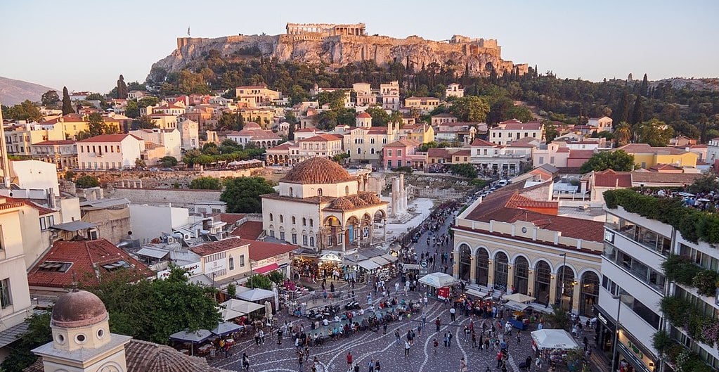 monastiraki meydanı akropol atina tarih