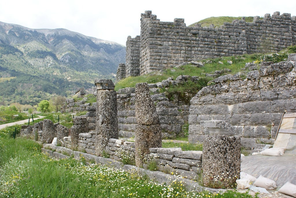 Dodoni, Ioannina'nın antik kalıntıları